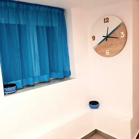 Holiday home Chrysi *